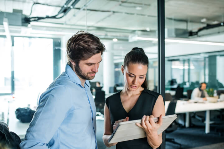 The Ultimate Guide to Data Analysis in Excel resource cover image